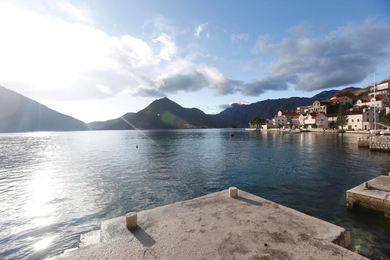 Spring Apartment Perast Extérieur photo